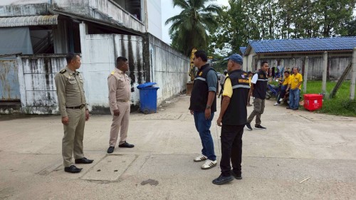 ทน.แม่สอด ร่วมกับ เรือนจำอำเภอแม่สอด ลงพื้นที่ขุดลอกท่อระบายน้ำ ในเขตพื้นที่เทศบาลนครแม่สอด