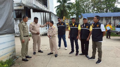 ทน.แม่สอด ร่วมกับ เรือนจำอำเภอแม่สอด ลงพื้นที่ขุดลอกท่อระบายน้ำ ในเขตพื้นที่เทศบาลนครแม่สอด