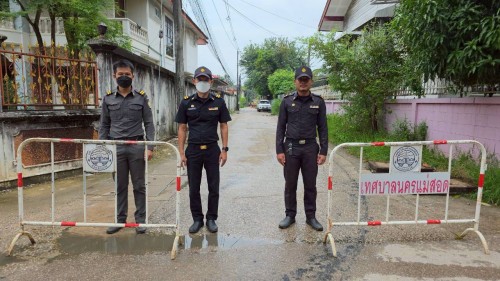 ทน.แม่สอด ร่วมกับ เรือนจำอำเภอแม่สอด ลงพื้นที่ขุดลอกท่อระบายน้ำ ในเขตพื้นที่เทศบาลนครแม่สอด