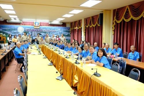 เทศบาลนครแม่สอด เข้าร่วมการประชุมชมรมผู้สูงอายุเทศบาลนครแม่สอด