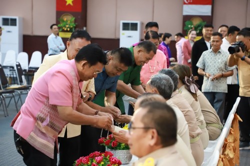 ทน.แม่สอด จัดโครงการจัดงานยกย่องและเชิดชูเกียรติบุคลากรของเทศบาลนครแม่สอด ประจำปีงบประมาณ พ.ศ. 2568