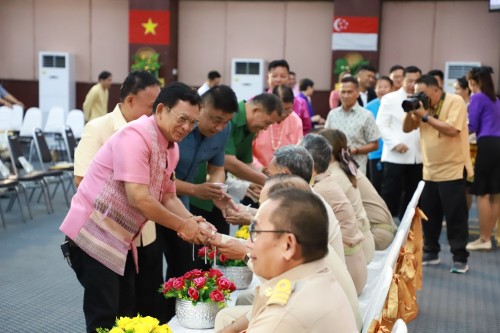 ทน.แม่สอด จัดโครงการจัดงานยกย่องและเชิดชูเกียรติบุคลากรของเทศบาลนครแม่สอด ประจำปีงบประมาณ พ.ศ. 2568