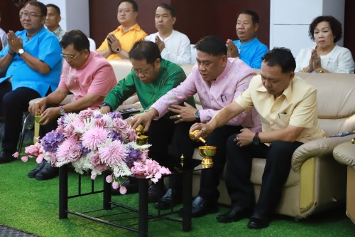 ทน.แม่สอด จัดโครงการจัดงานยกย่องและเชิดชูเกียรติบุคลากรของเทศบาลนครแม่สอด ประจำปีงบประมาณ พ.ศ. 2568