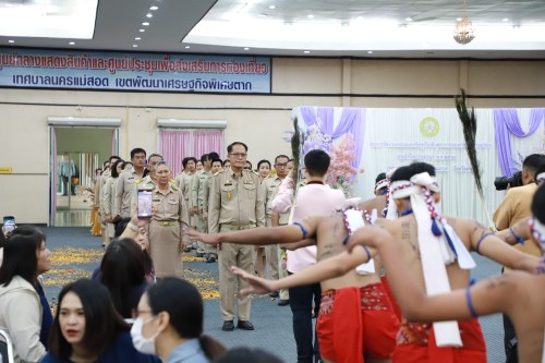 ทน.แม่สอด จัดโครงการจัดงานยกย่องและเชิดชูเกียรติบุคลากรของเทศบาลนครแม่สอด ประจำปีงบประมาณ พ.ศ. 2568