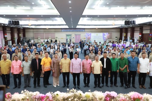 ทน.แม่สอด จัดโครงการจัดงานยกย่องและเชิดชูเกียรติบุคลากรของเทศบาลนครแม่สอด ประจำปีงบประมาณ พ.ศ. 2568