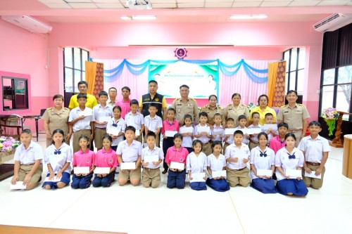 เทศบาลนครแม่สอด ร่วมมอบทุนปัจจัยพื้นฐานสำหรับนักเรียนยากไร้ โรงเรียนเทศบาลวัดดอนแก้ว