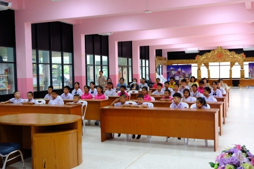 เทศบาลนครแม่สอด ร่วมมอบทุนปัจจัยพื้นฐานสำหรับนักเรียนยากไร้ โรงเรียนเทศบาลวัดดอนแก้ว