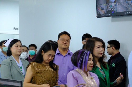 เทศบาลนครแม่สอด ร่วมพิธีเปิดหออภิบาลผู้ป่วยวิกฤตศัลยกรรมและศัลยกรรมประสาท โรงพยาบาลแม่สอด