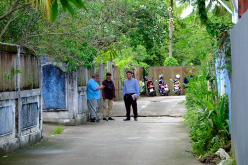 ทน.แม่สอด ลงพื้นที่สำรวจถนนเพื่อเตรียมความพร้อมในการออกแบบประมาณการราคา เพื่อรองรับโครงการในการแก้ไขปัญหาน้ำท่วมในเขตเทศบาลนครแม่สอด