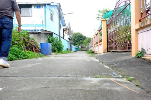 ทน.แม่สอด ลงพื้นที่สำรวจถนนเพื่อเตรียมความพร้อมในการออกแบบประมาณการราคา เพื่อรองรับโครงการในการแก้ไขปัญหาน้ำท่วมในเขตเทศบาลนครแม่สอด