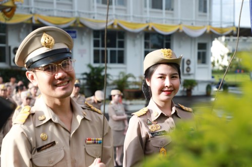 เทศบาลนครแม่สอด จัดกิจกรรมเคารพธงชาติ เนื่องในวันพระราชทานธงชาติไทย