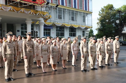 เทศบาลนครแม่สอด จัดกิจกรรมเคารพธงชาติ เนื่องในวันพระราชทานธงชาติไทย