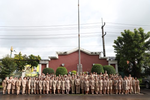 เทศบาลนครแม่สอด จัดกิจกรรมเคารพธงชาติ เนื่องในวันพระราชทานธงชาติไทย