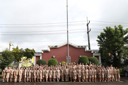 เทศบาลนครแม่สอด จัดกิจกรรมเคารพธงชาติ เนื่องในวันพระราชทานธงชาติไทย