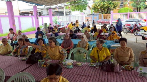 เทศบาลนครแม่สอด เข้าร่วมการจัดกิจกรรมประชุมผู้สูงอายุชุมชนอิสลาม ประจำเดือนกันยายน