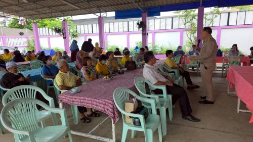 เทศบาลนครแม่สอด เข้าร่วมการจัดกิจกรรมประชุมผู้สูงอายุชุมชนอิสลาม ประจำเดือนกันยายน