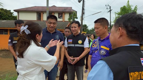 ทน.แม่สอด บูรณาการร่วมกับองค์การบริหารส่วนจังหวัดตาก ลงพื้นที่ขุดลอกลำเหมืองสาธารณะชุมชนสองแคว1 และชุมชนสองแคว2 เพื่อป้องกันน้ำท่วมขัง