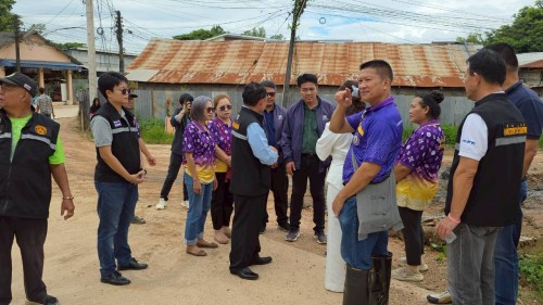 ทน.แม่สอด บูรณาการร่วมกับองค์การบริหารส่วนจังหวัดตาก ลงพื้นที่ขุดลอกลำเหมืองสาธารณะชุมชนสองแคว1 และชุมชนสองแคว2 เพื่อป้องกันน้ำท่วมขัง