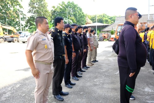 เทศบาลนครแม่สอด มอบนโยบายและตรวจแถวเจ้าหน้าที่ฝ่ายป้องกันและบรรเทาสาธารณภัย