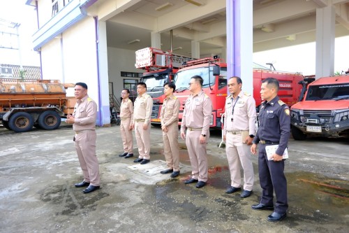 เทศบาลนครแม่สอด มอบนโยบายและตรวจแถวเจ้าหน้าที่ฝ่ายป้องกันและบรรเทาสาธารณภัย