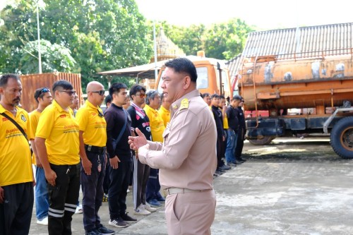 เทศบาลนครแม่สอด มอบนโยบายและตรวจแถวเจ้าหน้าที่ฝ่ายป้องกันและบรรเทาสาธารณภัย