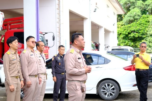 เทศบาลนครแม่สอด มอบนโยบายและตรวจแถวเจ้าหน้าที่ฝ่ายป้องกันและบรรเทาสาธารณภัย