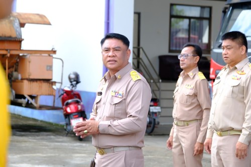 เทศบาลนครแม่สอด มอบนโยบายและตรวจแถวเจ้าหน้าที่ฝ่ายป้องกันและบรรเทาสาธารณภัย