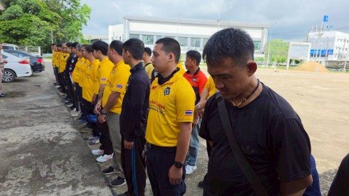 เทศบาลนครแม่สอด มอบนโยบายและตรวจแถวเจ้าหน้าที่ฝ่ายป้องกันและบรรเทาสาธารณภัย