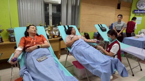 เทศบาลนครแม่สอด ร่วมกับโรงพยาบาลแม่สอด จัดกิจกรรมบริจาคโลหิตเพื่อถวายเป็นพระราชกุศลแด่พระบาทสมเด็จพระบรมชนกาธิเบศร มหาภูมิพลอดุลยเดชมหาราช บรมนาถบพิตร 