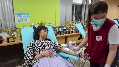 เทศบาลนครแม่สอด ร่วมกับโรงพยาบาลแม่สอด จัดกิจกรรมบริจาคโลหิตเพื่อถวายเป็นพระราชกุศลแด่พระบาทสมเด็จพระบรมชนกาธิเบศร มหาภูมิพลอดุลยเดชมหาราช บรมนาถบพิตร 