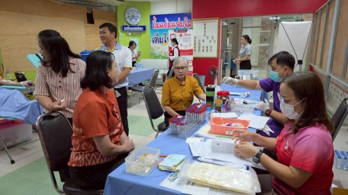 เทศบาลนครแม่สอด ร่วมกับโรงพยาบาลแม่สอด จัดกิจกรรมบริจาคโลหิตเพื่อถวายเป็นพระราชกุศลแด่พระบาทสมเด็จพระบรมชนกาธิเบศร มหาภูมิพลอดุลยเดชมหาราช บรมนาถบพิตร 