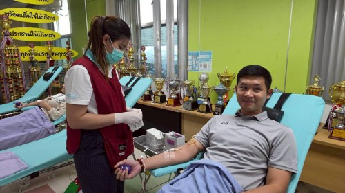 เทศบาลนครแม่สอด ร่วมกับโรงพยาบาลแม่สอด จัดกิจกรรมบริจาคโลหิตเพื่อถวายเป็นพระราชกุศลแด่พระบาทสมเด็จพระบรมชนกาธิเบศร มหาภูมิพลอดุลยเดชมหาราช บรมนาถบพิตร 