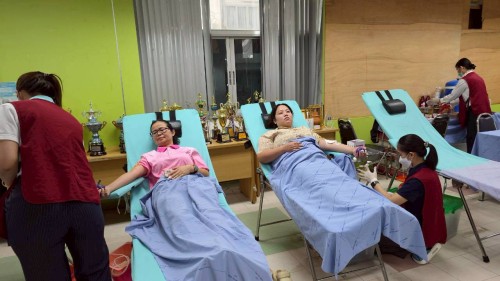 เทศบาลนครแม่สอด ร่วมกับโรงพยาบาลแม่สอด จัดกิจกรรมบริจาคโลหิตเพื่อถวายเป็นพระราชกุศลแด่พระบาทสมเด็จพระบรมชนกาธิเบศร มหาภูมิพลอดุลยเดชมหาราช บรมนาถบพิตร 