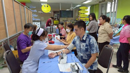 เทศบาลนครแม่สอด ร่วมกับโรงพยาบาลแม่สอด จัดกิจกรรมบริจาคโลหิตเพื่อถวายเป็นพระราชกุศลแด่พระบาทสมเด็จพระบรมชนกาธิเบศร มหาภูมิพลอดุลยเดชมหาราช บรมนาถบพิตร 