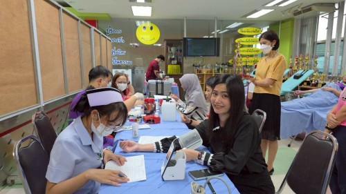 เทศบาลนครแม่สอด ร่วมกับโรงพยาบาลแม่สอด จัดกิจกรรมบริจาคโลหิตเพื่อถวายเป็นพระราชกุศลแด่พระบาทสมเด็จพระบรมชนกาธิเบศร มหาภูมิพลอดุลยเดชมหาราช บรมนาถบพิตร 