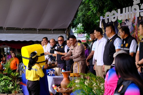 ทน.แม่สอด ร่วมพิธีเปิดการแข่งขันกีฬาสี “ดอนแก้วเกมส์” โรงเรียนเทศบาลวัดดอนแก้ว ประจำปีการศึกษา 2568