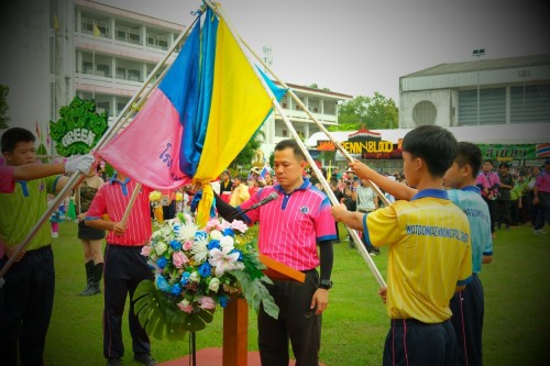 ทน.แม่สอด ร่วมพิธีเปิดการแข่งขันกีฬาสี “ดอนแก้วเกมส์” โรงเรียนเทศบาลวัดดอนแก้ว ประจำปีการศึกษา 2568