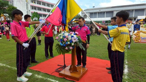 ทน.แม่สอด ร่วมพิธีเปิดการแข่งขันกีฬาสี “ดอนแก้วเกมส์” โรงเรียนเทศบาลวัดดอนแก้ว ประจำปีการศึกษา 2568