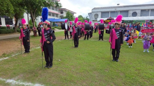 ทน.แม่สอด ร่วมพิธีเปิดการแข่งขันกีฬาสี “ดอนแก้วเกมส์” โรงเรียนเทศบาลวัดดอนแก้ว ประจำปีการศึกษา 2568