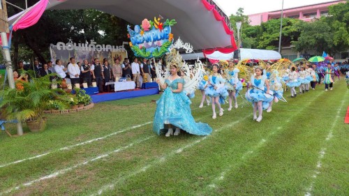 ทน.แม่สอด ร่วมพิธีเปิดการแข่งขันกีฬาสี “ดอนแก้วเกมส์” โรงเรียนเทศบาลวัดดอนแก้ว ประจำปีการศึกษา 2568