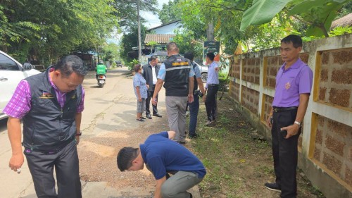 เทศบาลนครแม่สอด ร่วมกับกรมโยธาธิการและผังเมือง ลงพื้นที่การก่อสร้างถนนและท่อระบายน้ำ ตามโครงการก่อสร้างของกรมโยธาธิการและผังเมือง