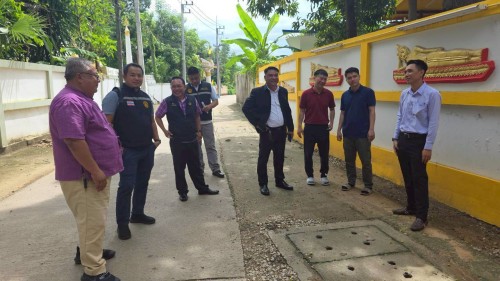เทศบาลนครแม่สอด ร่วมกับกรมโยธาธิการและผังเมือง ลงพื้นที่การก่อสร้างถนนและท่อระบายน้ำ ตามโครงการก่อสร้างของกรมโยธาธิการและผังเมือง
