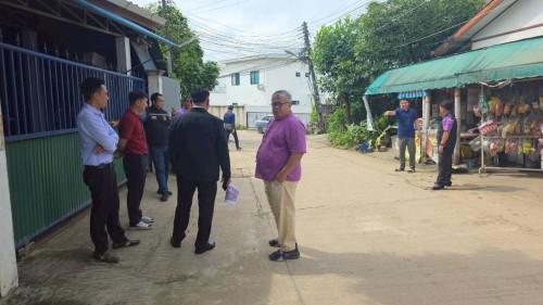 เทศบาลนครแม่สอด ร่วมกับกรมโยธาธิการและผังเมือง ลงพื้นที่การก่อสร้างถนนและท่อระบายน้ำ ตามโครงการก่อสร้างของกรมโยธาธิการและผังเมือง