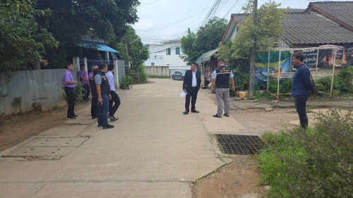 เทศบาลนครแม่สอด ร่วมกับกรมโยธาธิการและผังเมือง ลงพื้นที่การก่อสร้างถนนและท่อระบายน้ำ ตามโครงการก่อสร้างของกรมโยธาธิการและผังเมือง