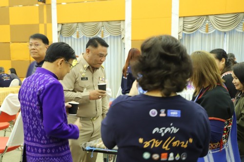 ทน.แม่สอด เข้าร่วมกิจกรรมประชุม Kick off เพื่อชี้แจงโครงการคัดเลือกพื้นที่ดำเนินงานที่มีศักยภาพในการส่งเสริมให้เกิดเป็นต้นแบบร่วมตอบโจทย์การพัฒนาใน 7 มิติทน.แม่สอด เข้าร่วมกิจกรรมประชุม Kick off เพื่อชี้แจงโครงการคัดเลือกพื้นที่ดำเนินงานที่มีศักยภาพในการส