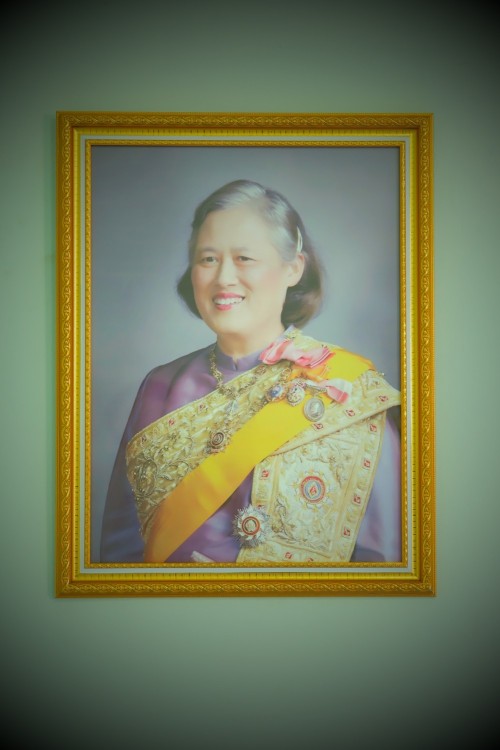 ทน.แม่สอด ร่วมพิธีมอบบ้านโครงการกาชาดปรับปรุงซ่อมแซม ที่อยู่อาศัยให้แก่ผู้ยากไร้ ผู้ด้อยโอกาสเฉลิมพระเกียรติสมเด็จพระกนิษฐาธิราชเจ้า กรมสมเด็จพระเทพรัตนราชสุดา ฯ สยามบรมราชกุมารี เนื่องในโอกาสวันคล้ายวันพระราชสมภพ ทรงพระเจริญพระชนมายุ 70 พรรษา