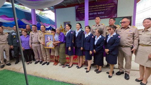 ทน.แม่สอด ร่วมพิธีมอบบ้านโครงการกาชาดปรับปรุงซ่อมแซม ที่อยู่อาศัยให้แก่ผู้ยากไร้ ผู้ด้อยโอกาสเฉลิมพระเกียรติสมเด็จพระกนิษฐาธิราชเจ้า กรมสมเด็จพระเทพรัตนราชสุดา ฯ สยามบรมราชกุมารี เนื่องในโอกาสวันคล้ายวันพระราชสมภพ ทรงพระเจริญพระชนมายุ 70 พรรษา