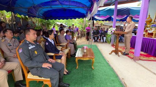 ทน.แม่สอด ร่วมพิธีมอบบ้านโครงการกาชาดปรับปรุงซ่อมแซม ที่อยู่อาศัยให้แก่ผู้ยากไร้ ผู้ด้อยโอกาสเฉลิมพระเกียรติสมเด็จพระกนิษฐาธิราชเจ้า กรมสมเด็จพระเทพรัตนราชสุดา ฯ สยามบรมราชกุมารี เนื่องในโอกาสวันคล้ายวันพระราชสมภพ ทรงพระเจริญพระชนมายุ 70 พรรษา