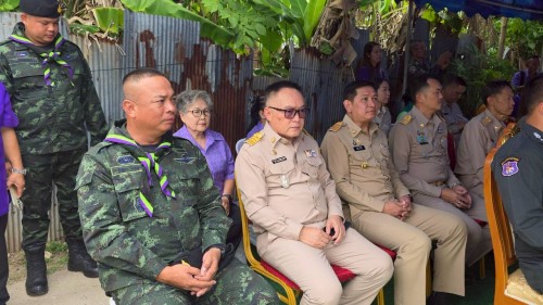 ทน.แม่สอด ร่วมพิธีมอบบ้านโครงการกาชาดปรับปรุงซ่อมแซม ที่อยู่อาศัยให้แก่ผู้ยากไร้ ผู้ด้อยโอกาสเฉลิมพระเกียรติสมเด็จพระกนิษฐาธิราชเจ้า กรมสมเด็จพระเทพรัตนราชสุดา ฯ สยามบรมราชกุมารี เนื่องในโอกาสวันคล้ายวันพระราชสมภพ ทรงพระเจริญพระชนมายุ 70 พรรษา