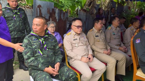 ทน.แม่สอด ร่วมพิธีมอบบ้านโครงการกาชาดปรับปรุงซ่อมแซม ที่อยู่อาศัยให้แก่ผู้ยากไร้ ผู้ด้อยโอกาสเฉลิมพระเกียรติสมเด็จพระกนิษฐาธิราชเจ้า กรมสมเด็จพระเทพรัตนราชสุดา ฯ สยามบรมราชกุมารี เนื่องในโอกาสวันคล้ายวันพระราชสมภพ ทรงพระเจริญพระชนมายุ 70 พรรษา